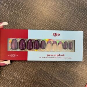 Kleo Kolor Chrome/Shimmer Press-On Gel Nails